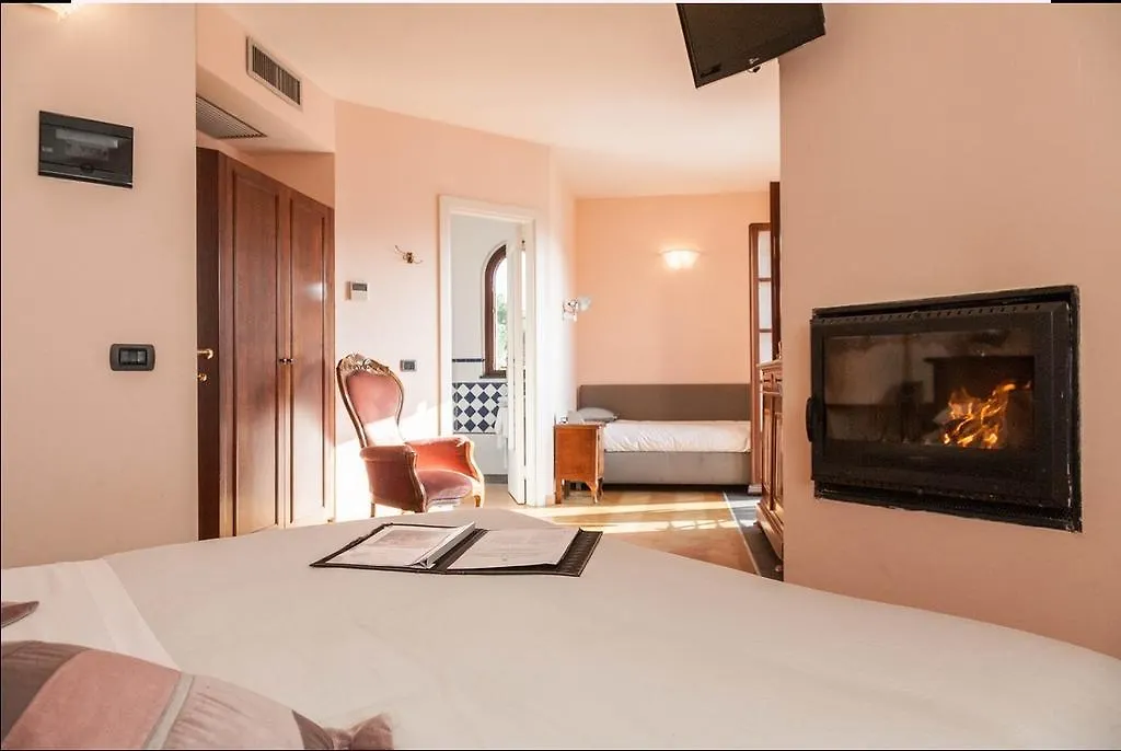Albergo La Pietra Fosdinovo Hotel